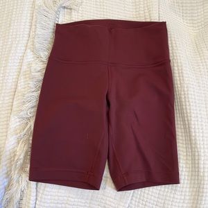 Lululemon Wunder Train Bike Short 8"